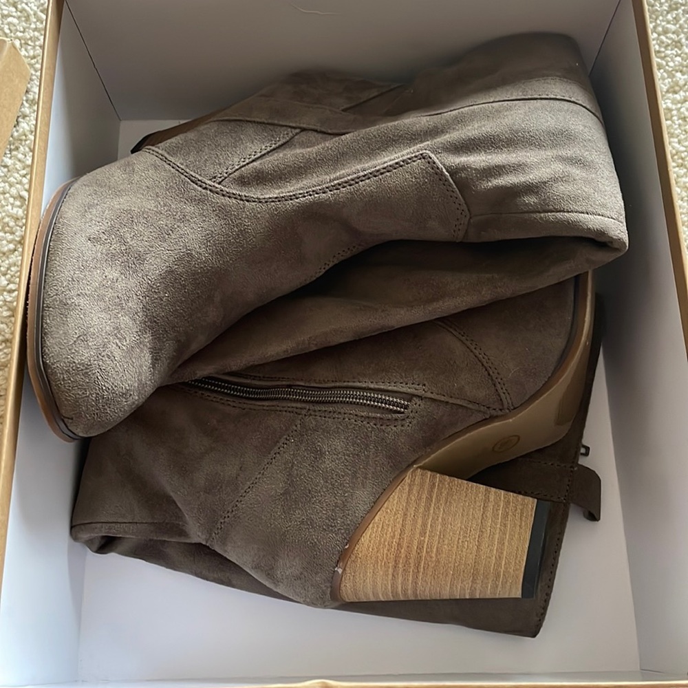 Buckle grey suede tall boot, size 8.5 med.